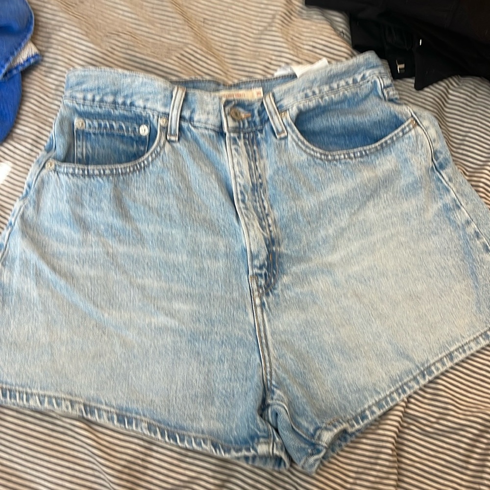 Levi mom shorts